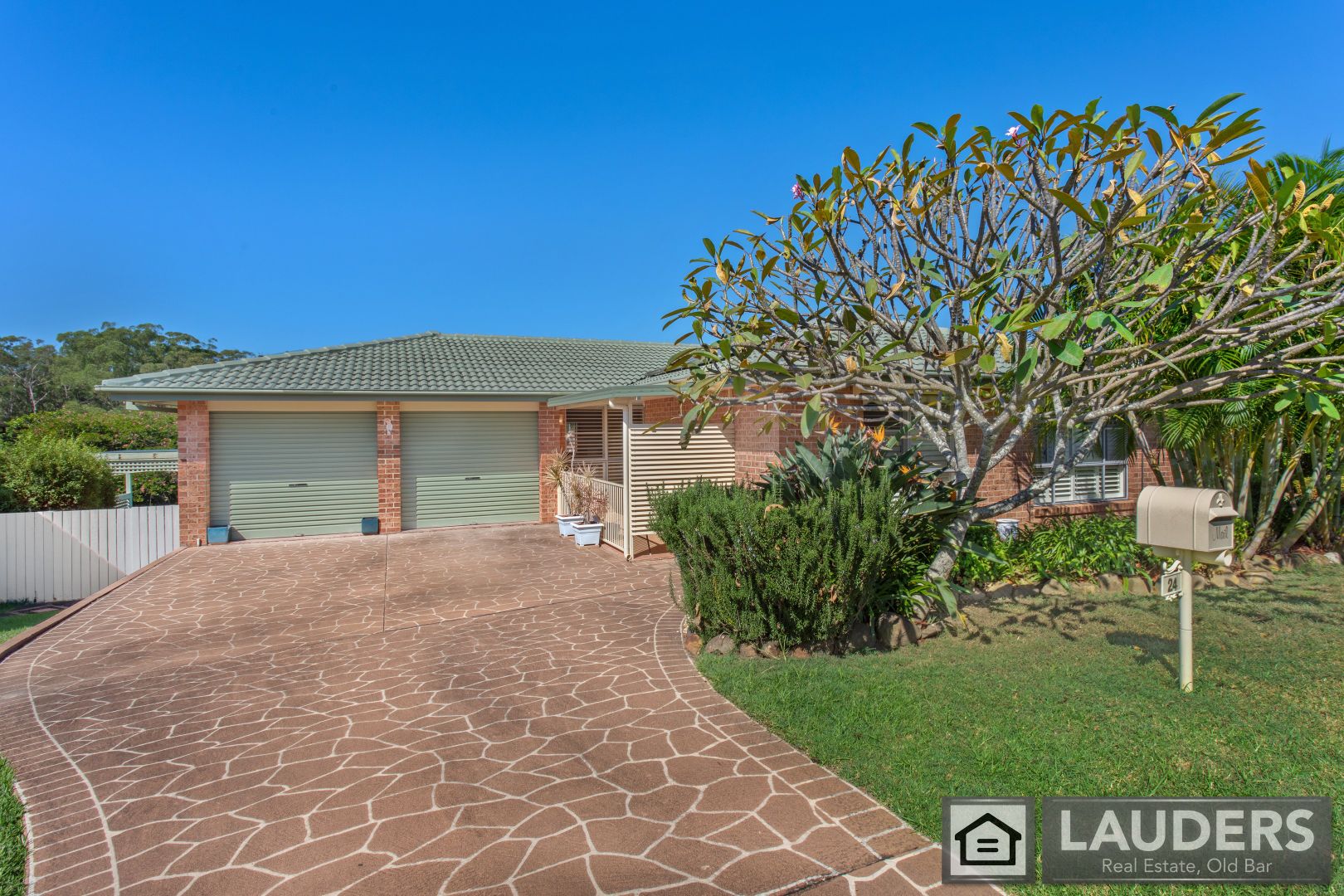24 Carrabeen Drive, Old Bar NSW 2430
