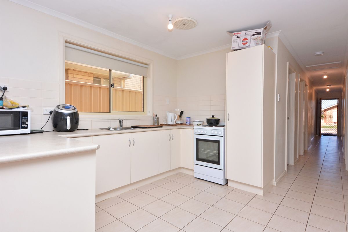 24 Hanley Street, Whyalla Norrie SA 5608, Image 2