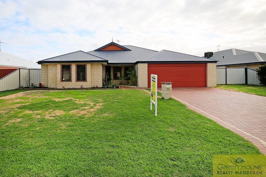 32 Grandmere Parade, Meadow Springs WA 6210, Image 0