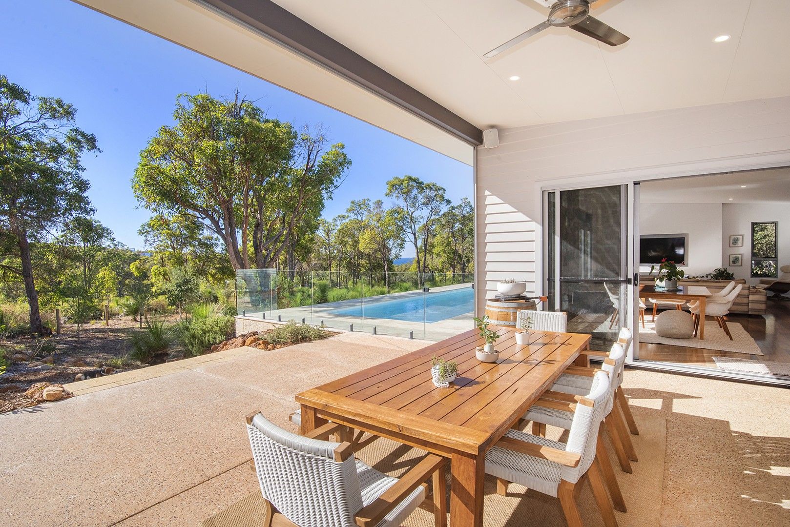 93 Carnarvon Castle Drive, Eagle Bay WA 6281, Image 0