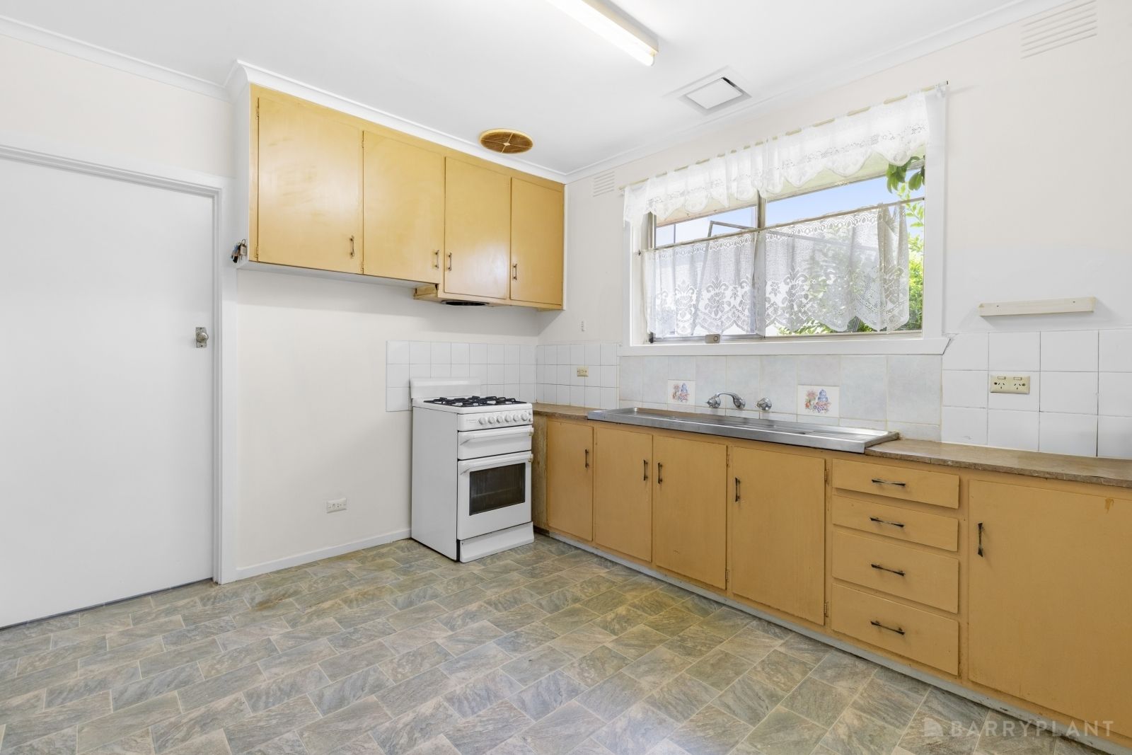 12/91-93 Kirkham Road, Dandenong VIC 3175, Image 2