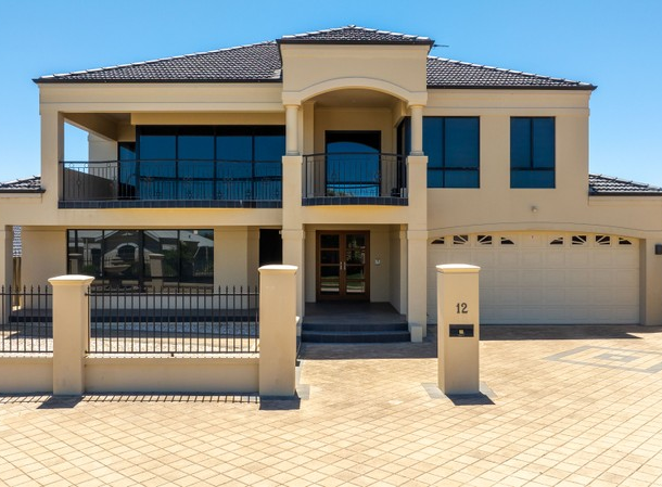 12 Dakar Way, Mindarie WA 6030