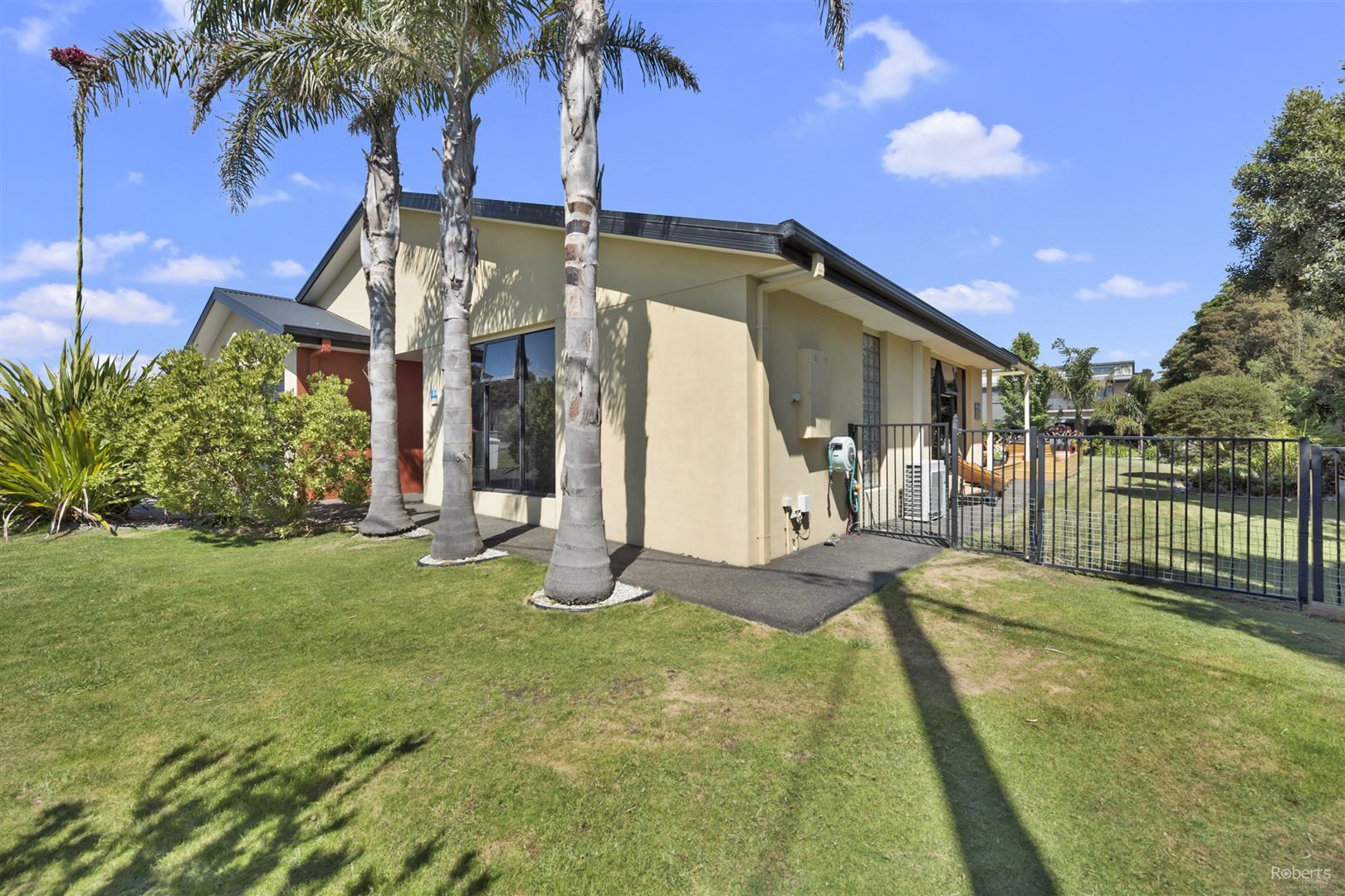 90 Joyce Street, Hawley Beach Property History & Address Research