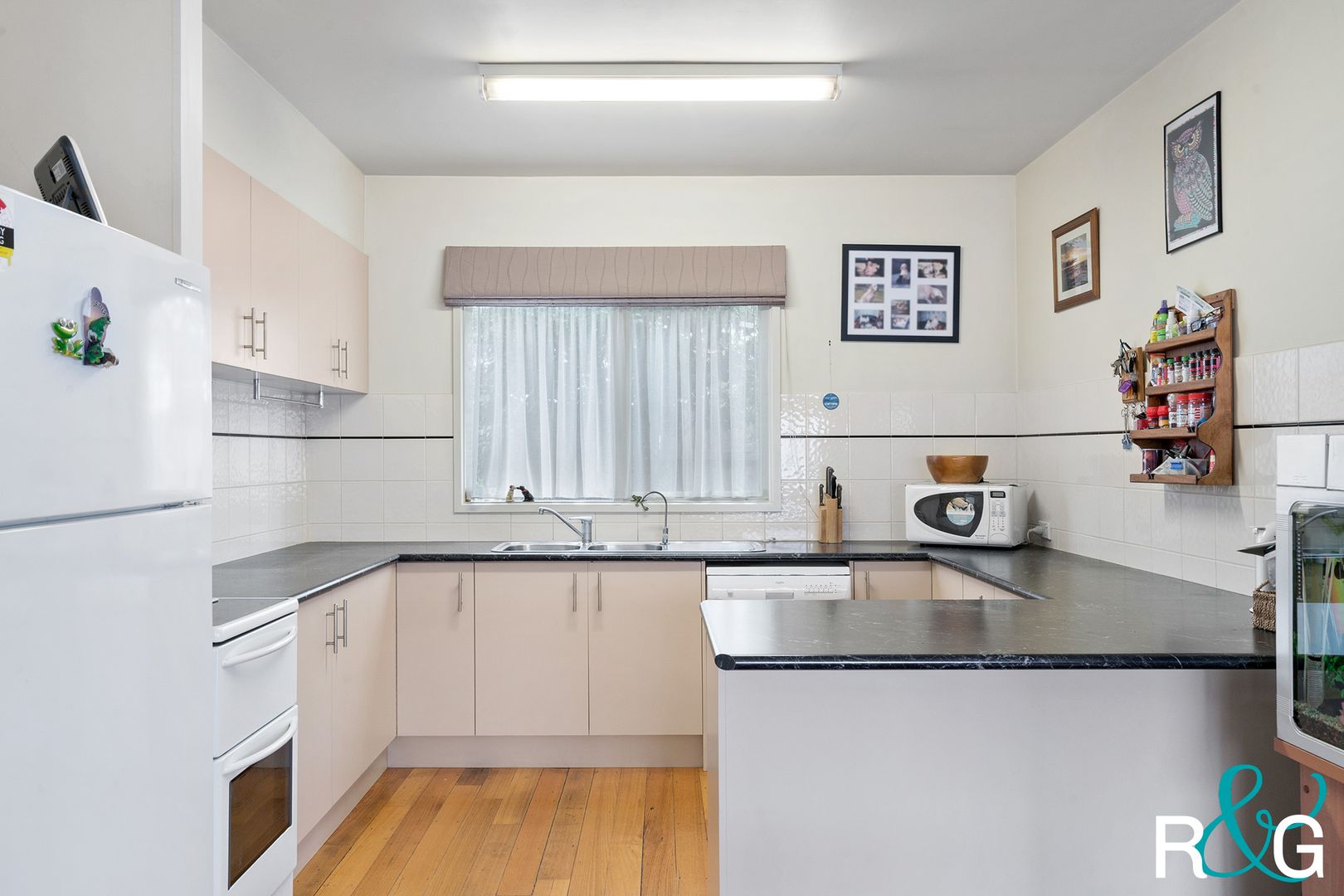 2416 Frankston Flinders Road, Bittern VIC 3918, Image 2