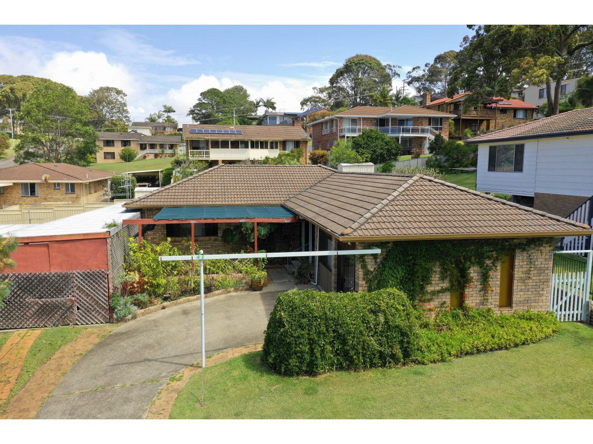 4 Miles Close, Forster NSW 2428, Image 1