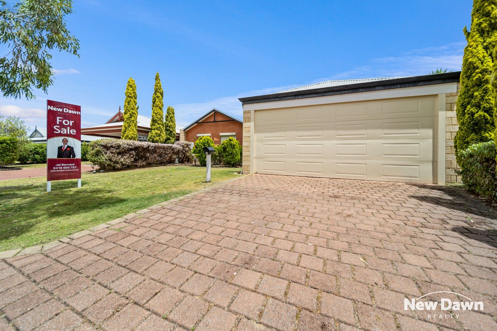 4 bedrooms House in 39 Thundelarra Avenue ELLENBROOK WA, 6069