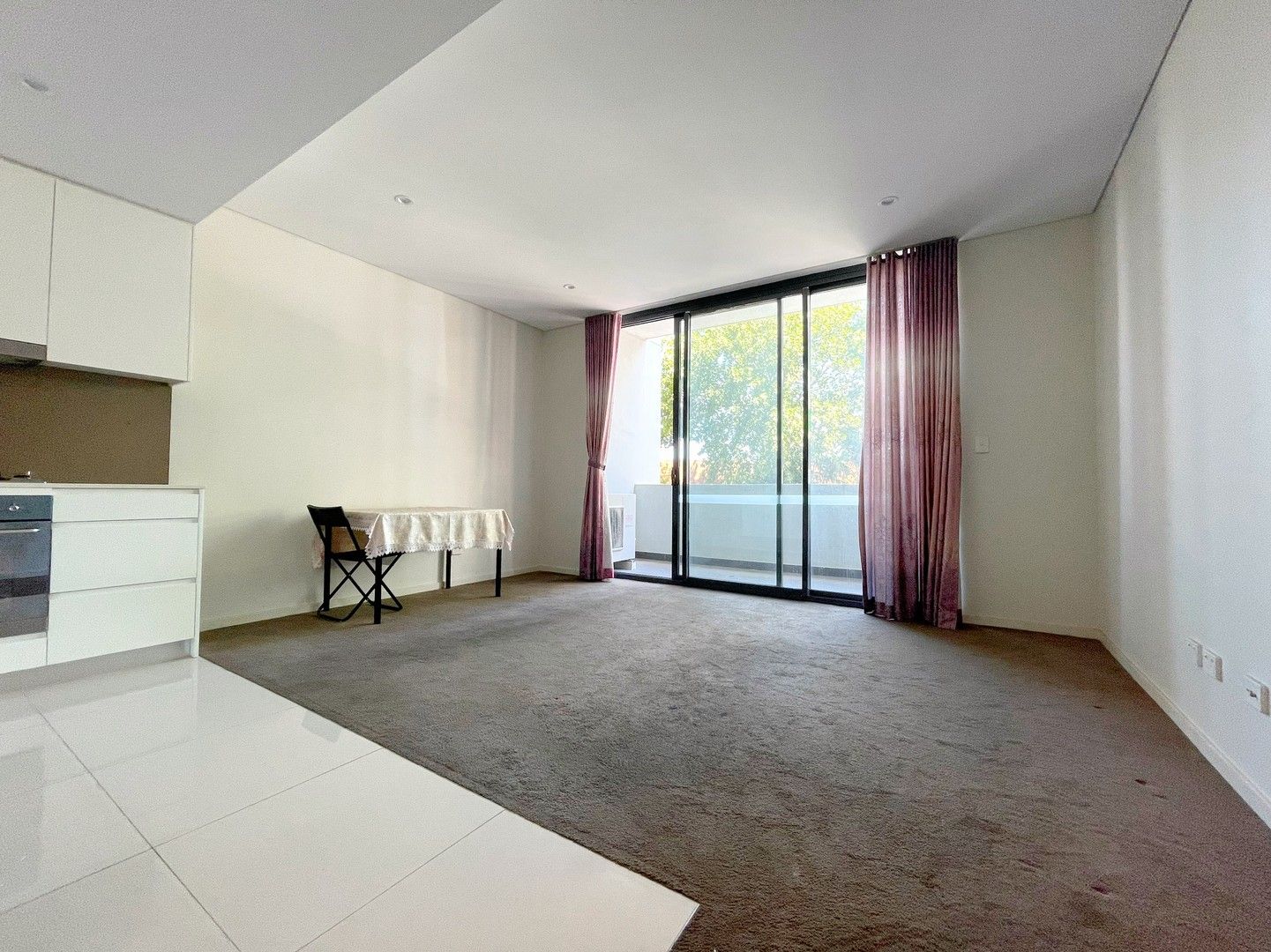 1 bedrooms Apartment / Unit / Flat in Level 1/9-11 Arncliffe Street WOLLI CREEK NSW, 2205