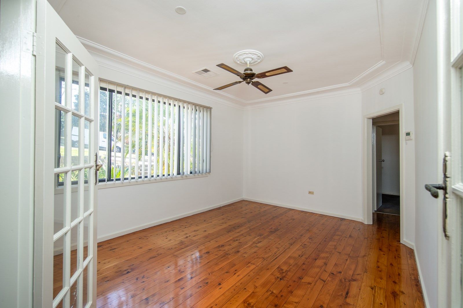 5 Louisa Avenue, Cardiff NSW 2285, Image 2