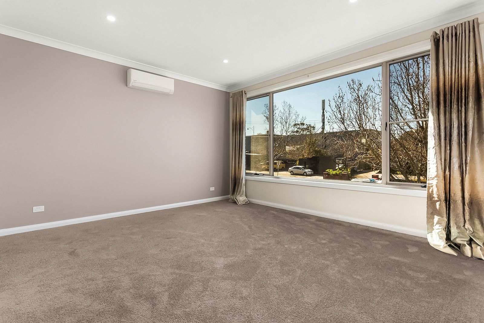 1/250 Union Road, Surrey Hills VIC 3127, Image 1