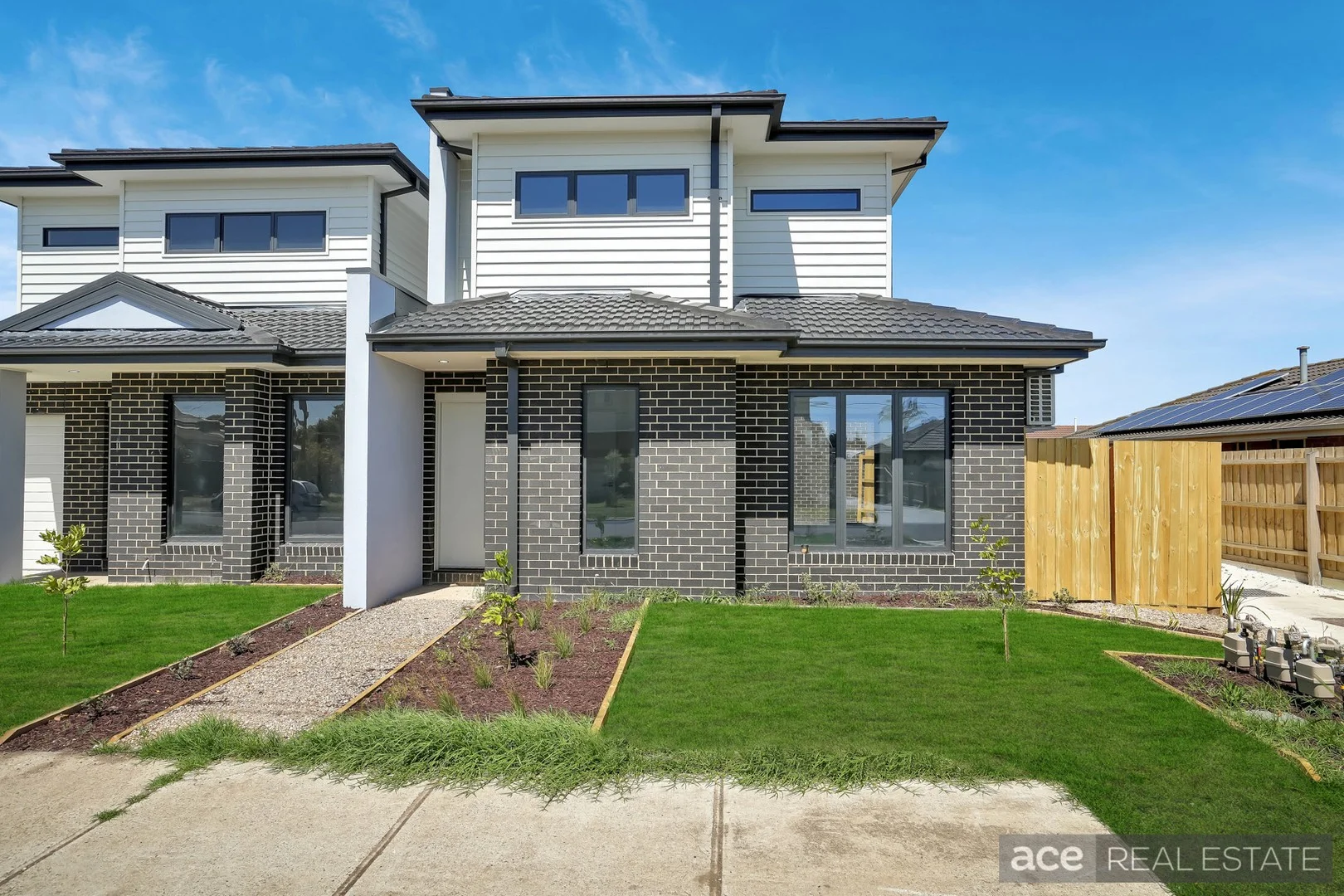 2/31 Grace Street, Laverton VIC 3028