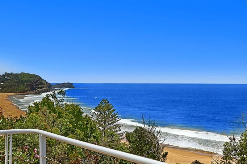 23 Warren Ave, Avoca Beach NSW 2251, Image 1