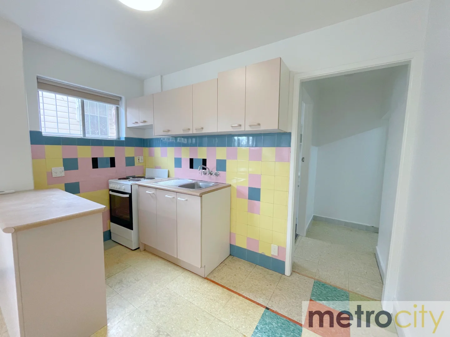 Additional image 5 of 4/35 Gladstone Road, Highgate Hill QLD 4101