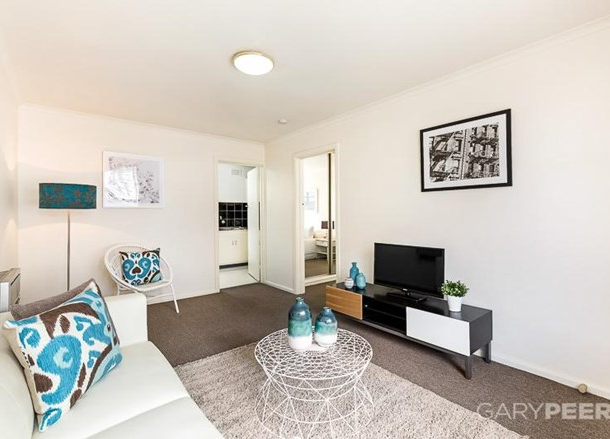 4/9 Poplar Grove, Carnegie VIC 3163