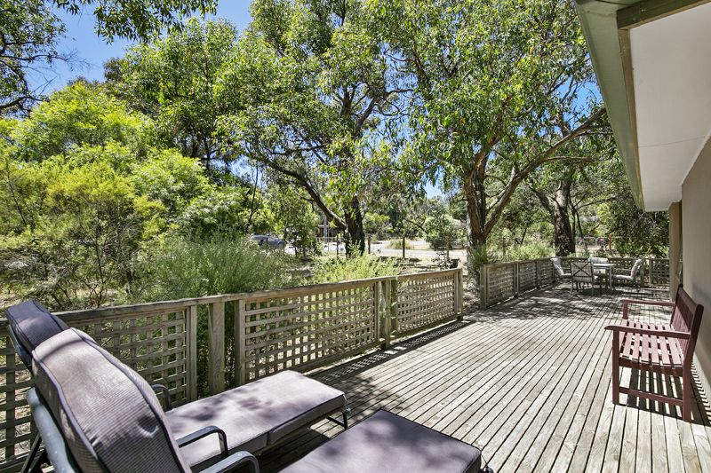 27 Hopkins Street, Aireys Inlet VIC 3231, Image 1