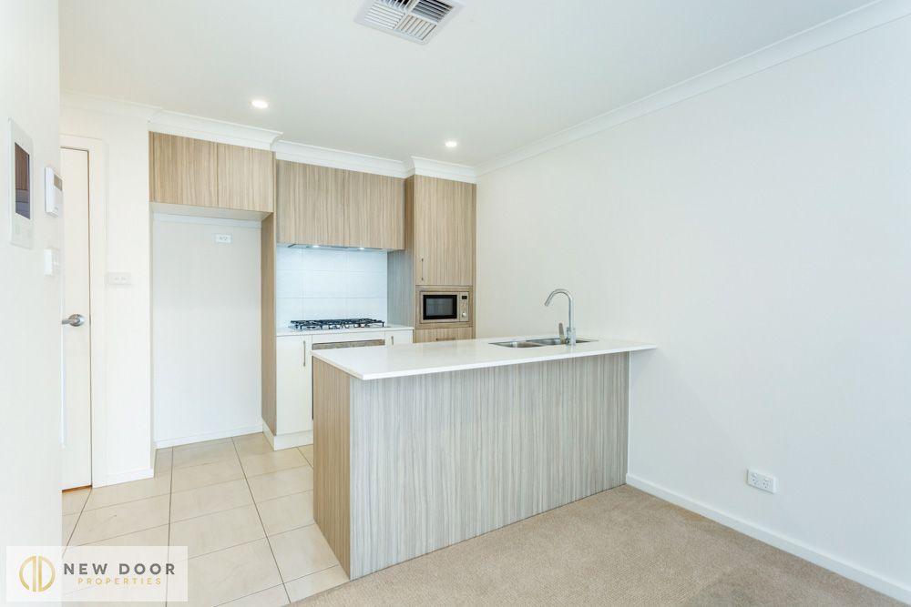 30/39 Woodberry Avenue, Coombs ACT 2611, Image 2