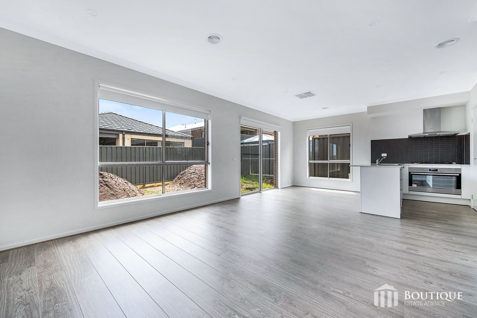 28 Jubilee Road, Clyde VIC 3978, Image 1