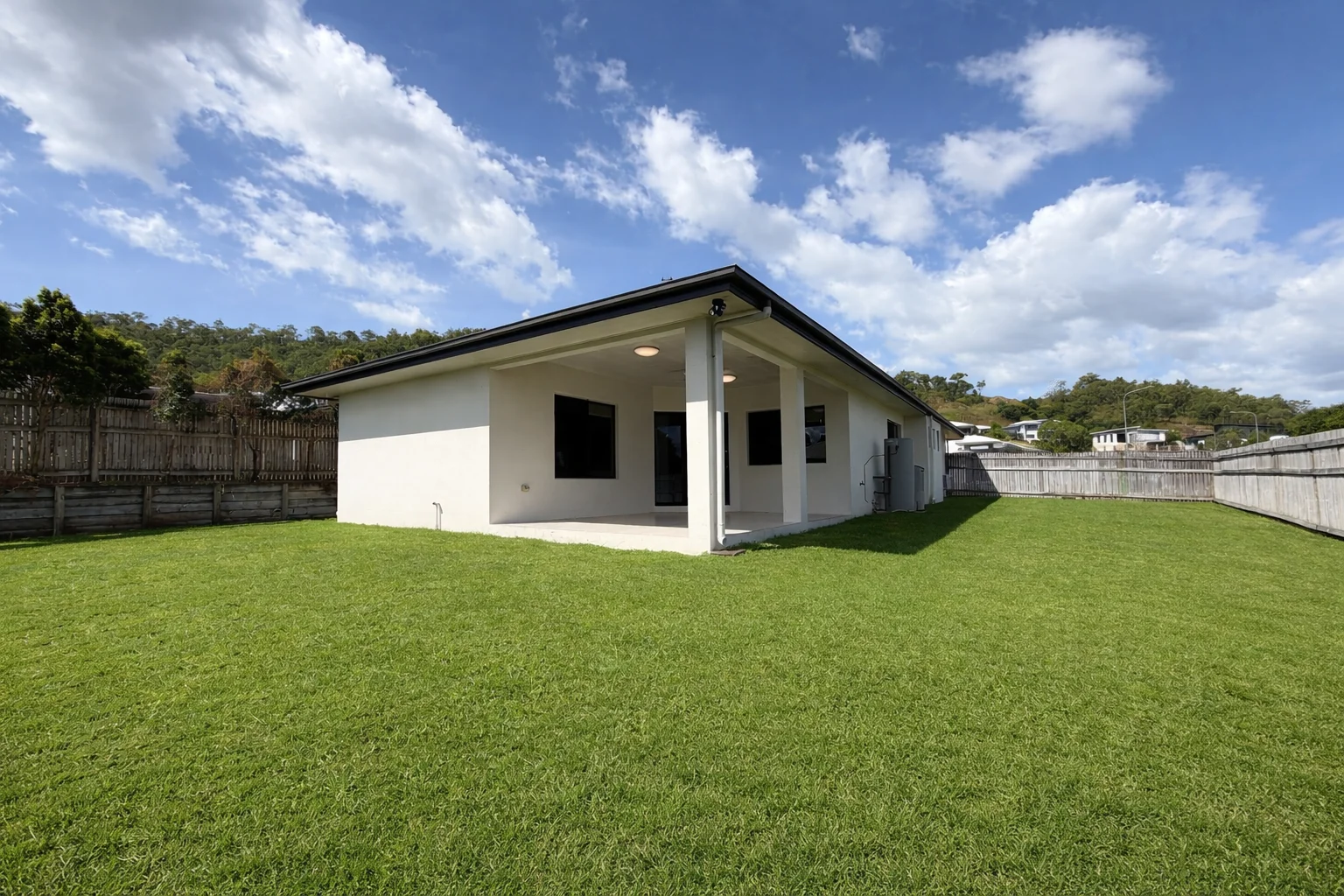 Additional image 12 of 32 Franklin Drive, Mount Louisa QLD 4814