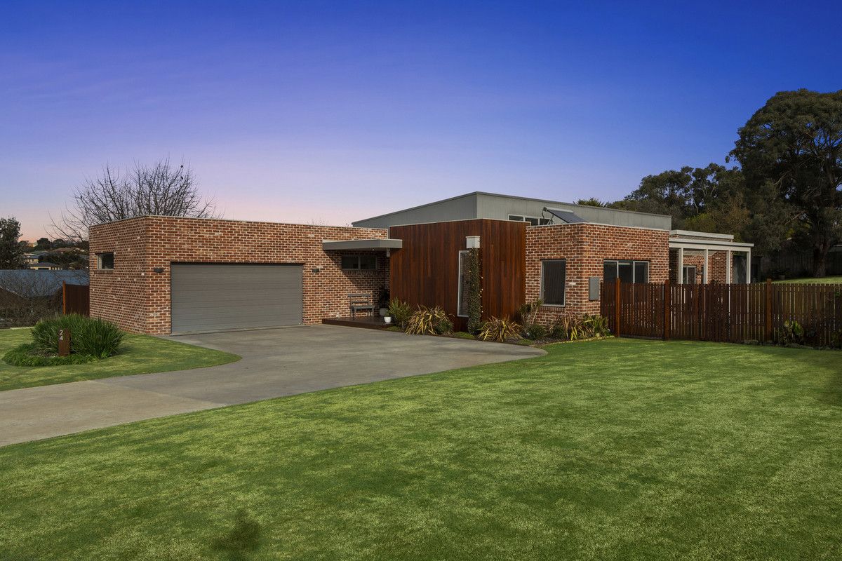 24 Tilly Court, Leongatha VIC 3953, Image 1