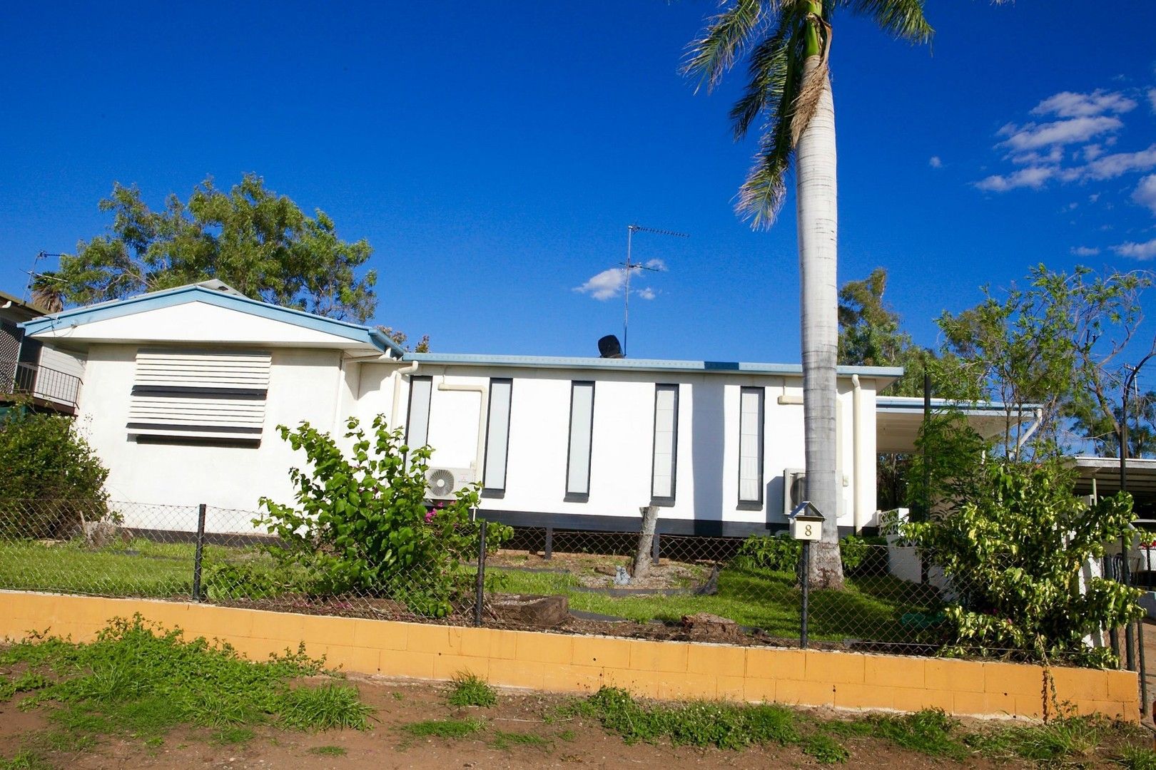 3 bedrooms House in 8 Campbell Street MOUNT ISA QLD, 4825