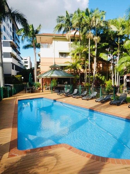 3 bedrooms Apartment / Unit / Flat in  TOOWONG QLD, 4066