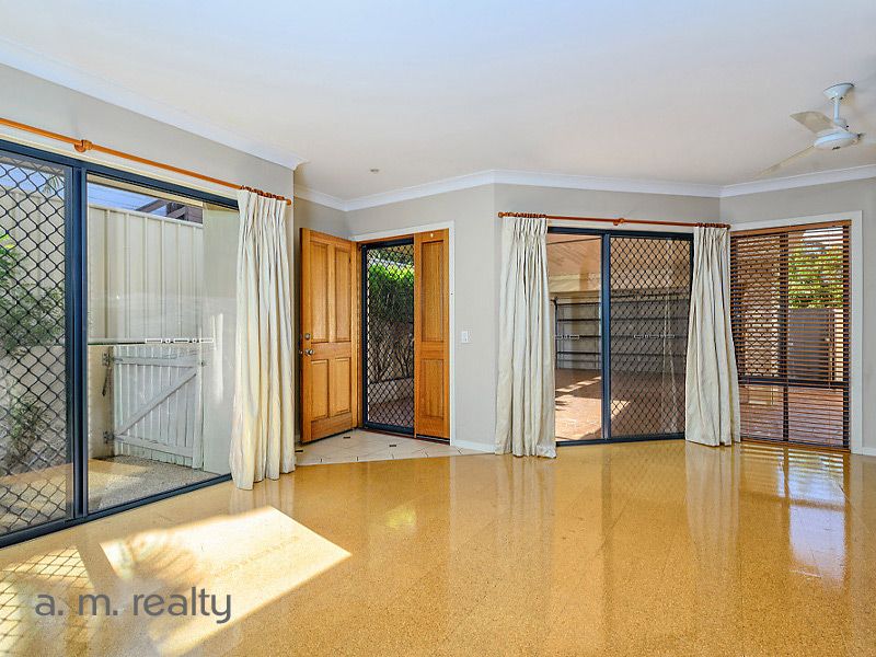 62a Minnie Street, Southport QLD 4215, Image 2