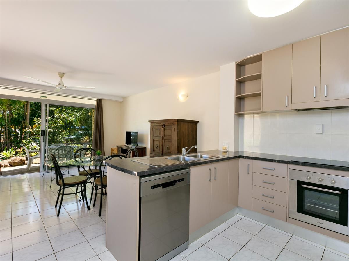 15/1-19 Poinciana Street, Holloways Beach QLD 4878, Image 1