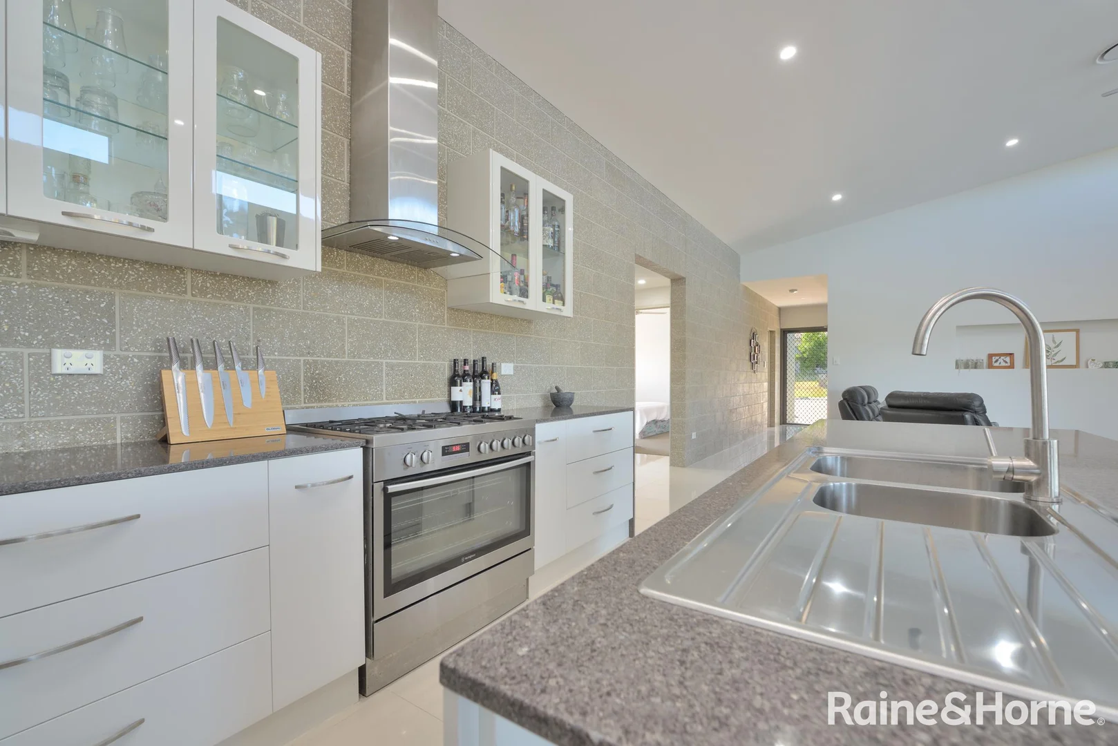 Additional image 7 of 30 Peter Corones Drive, Kirkwood QLD 4680