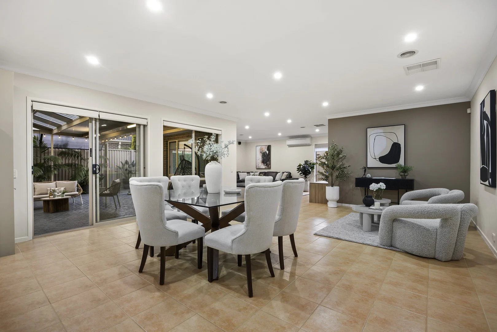 Additional image 3 of 13 Summerhill Drive, Hillside VIC 3037