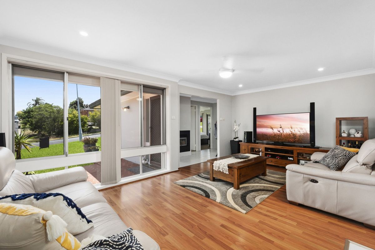 17 Lerwick Place, St Andrews NSW 2566, Image 1