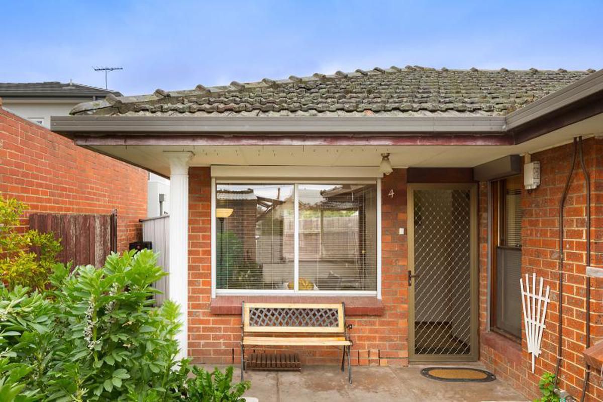 2 bedrooms Apartment / Unit / Flat in 4/28 Centennial Avenue BRUNSWICK WEST VIC, 3055