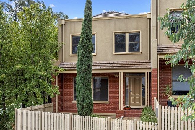 Picture of 23/1 Edwards Road, KENNINGTON VIC 3550