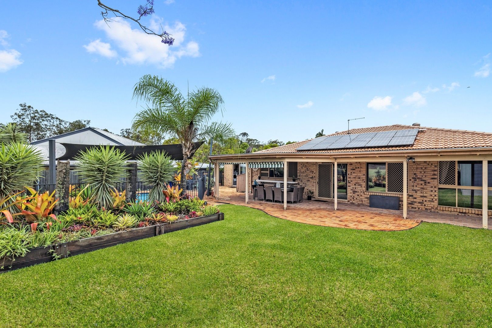 4 bedrooms House in 10 The Boulevard ALBANY CREEK QLD, 4035