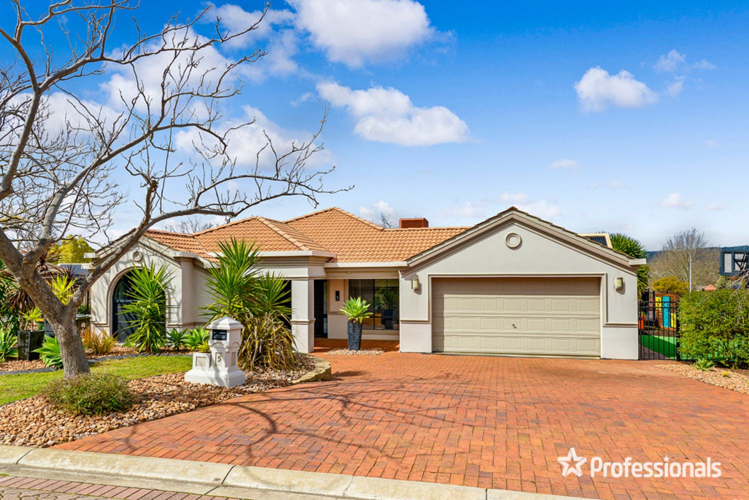 5 Airlie Court, Greenwith SA 5125, Image 0