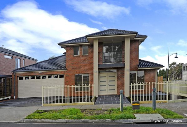 4 bedrooms House in 33 Kyabram Street EPPING VIC, 3076