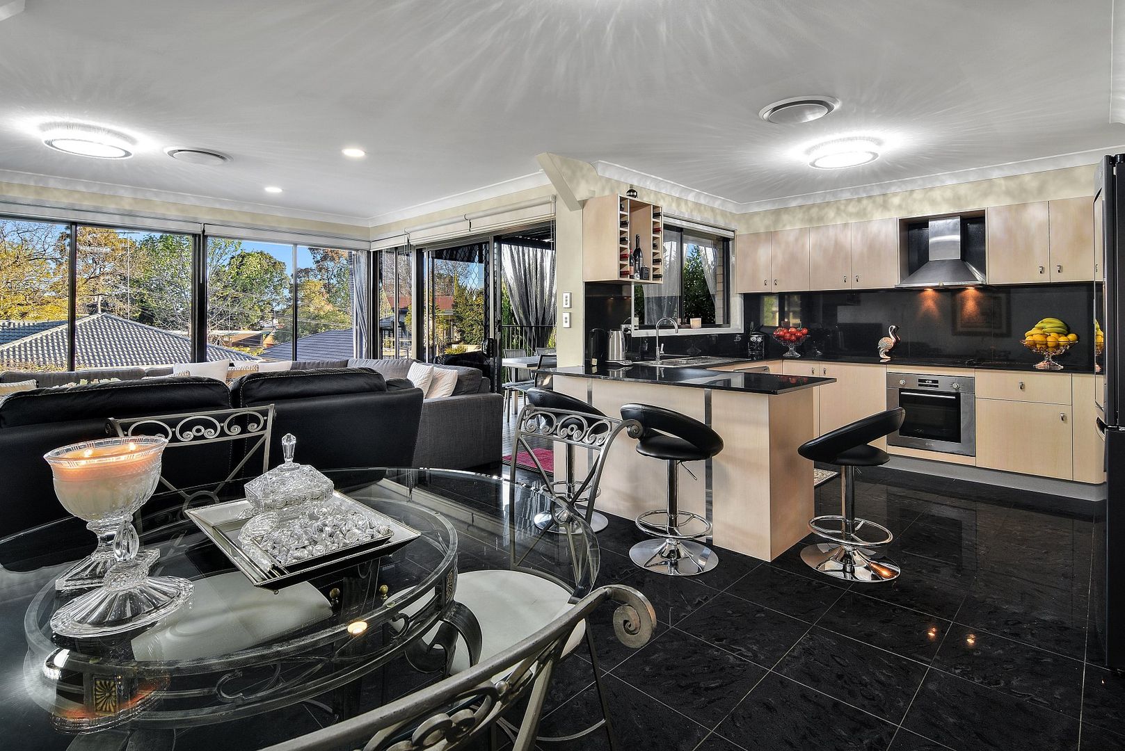 15 Somerset Drive, North Rocks NSW 2151, Image 2