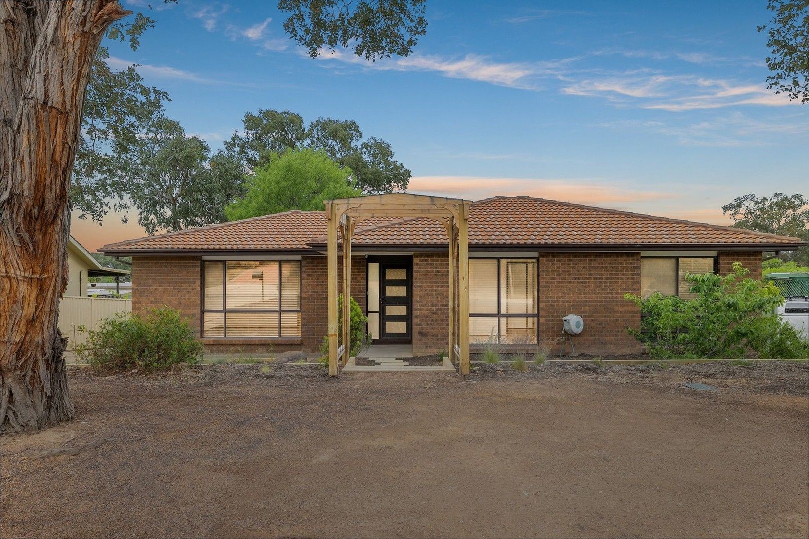 3 bedrooms House in 50 Alston Street CHISHOLM ACT, 2905