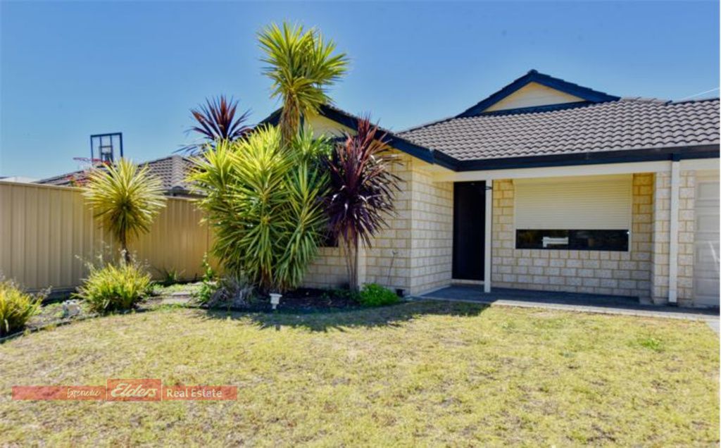 4 bedrooms House in 11 Karakin Place BERTRAM WA, 6167