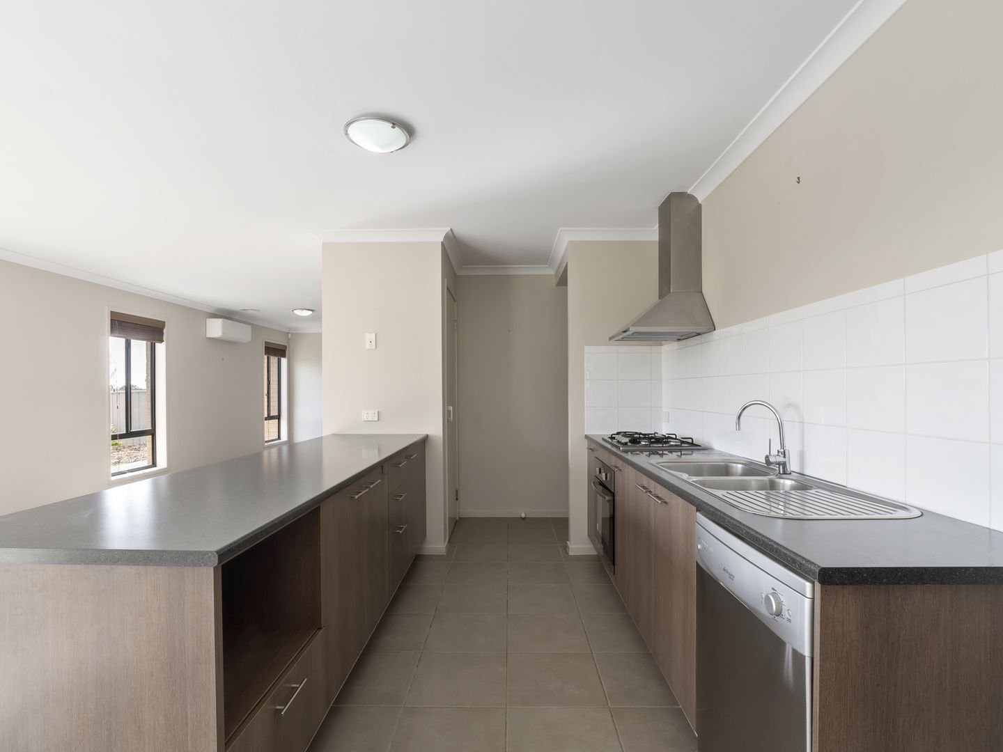 6 Fulford Crescent, Elliminyt VIC 3250, Image 2