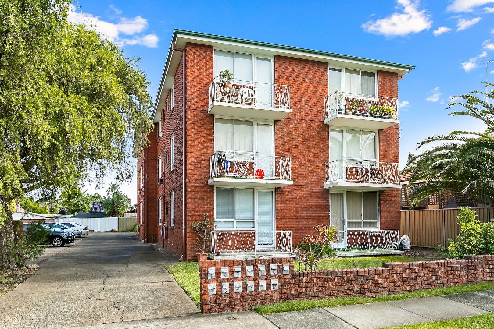 2 bedrooms Apartment / Unit / Flat in 5/37-39 Clyde Street CROYDON PARK NSW, 2133