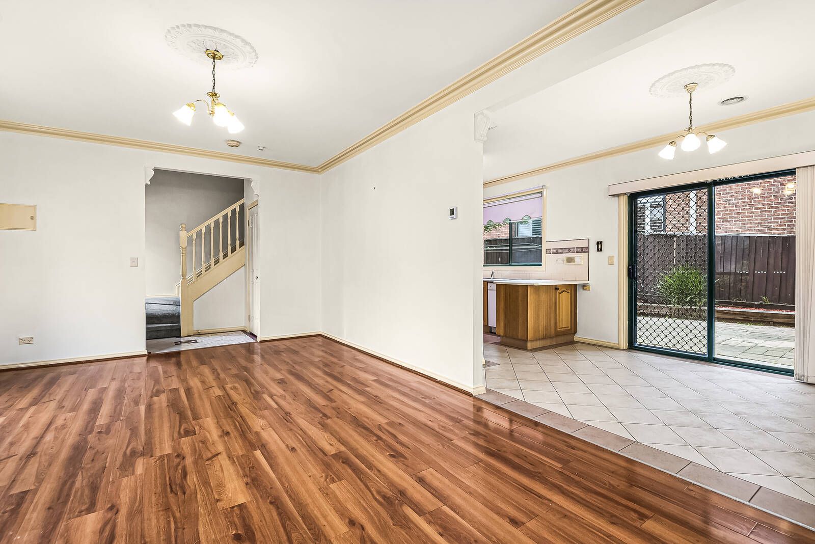 2/238 Buckley Street, Essendon VIC 3040, Image 2