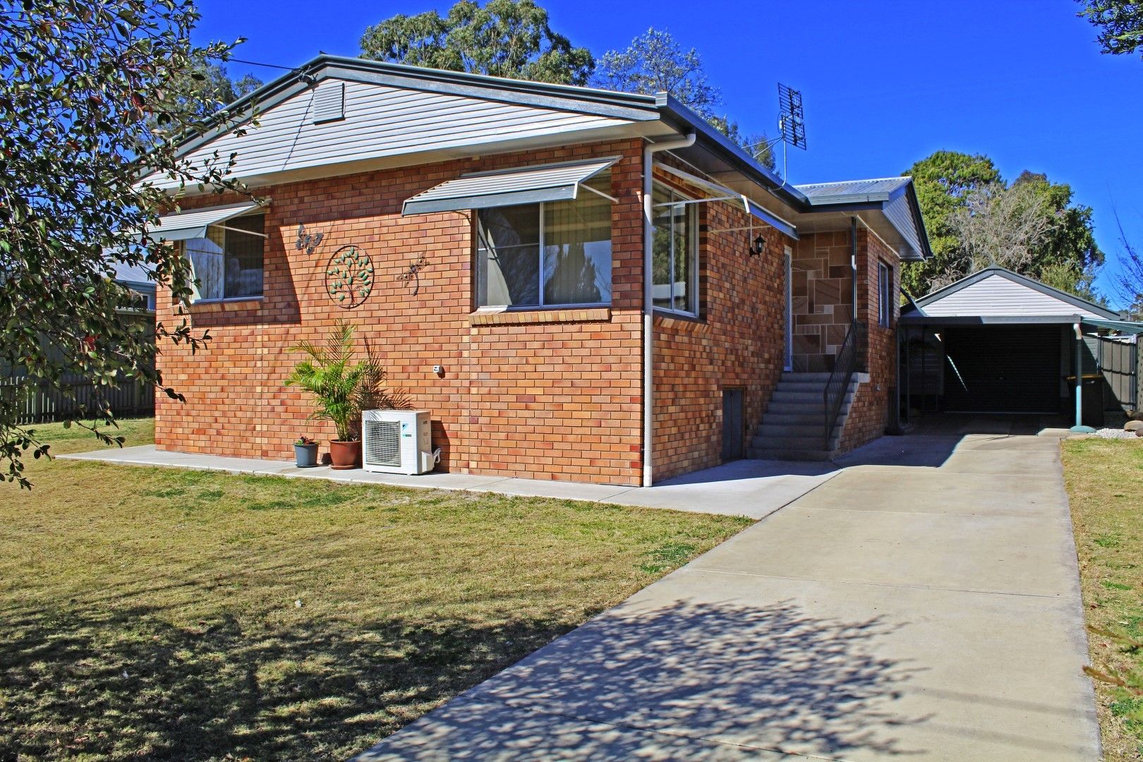 24 Evans Crescent, Warwick Property History & Address Research Domain
