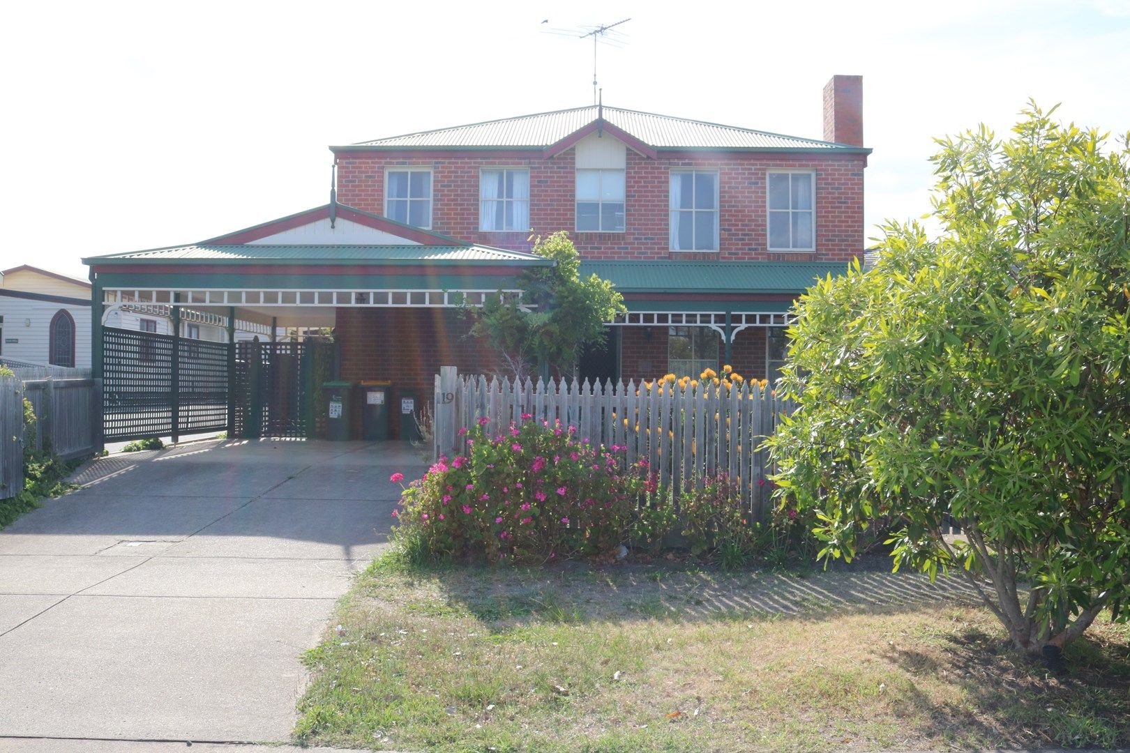 4 bedrooms House in 19 Pride St TORQUAY VIC, 3228