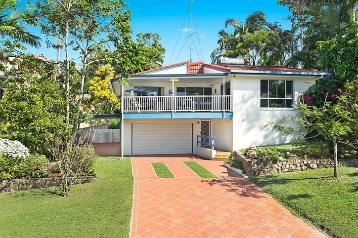 15 Pontee Parade, ALEXANDRA HEADLAND QLD 4572, Image 0