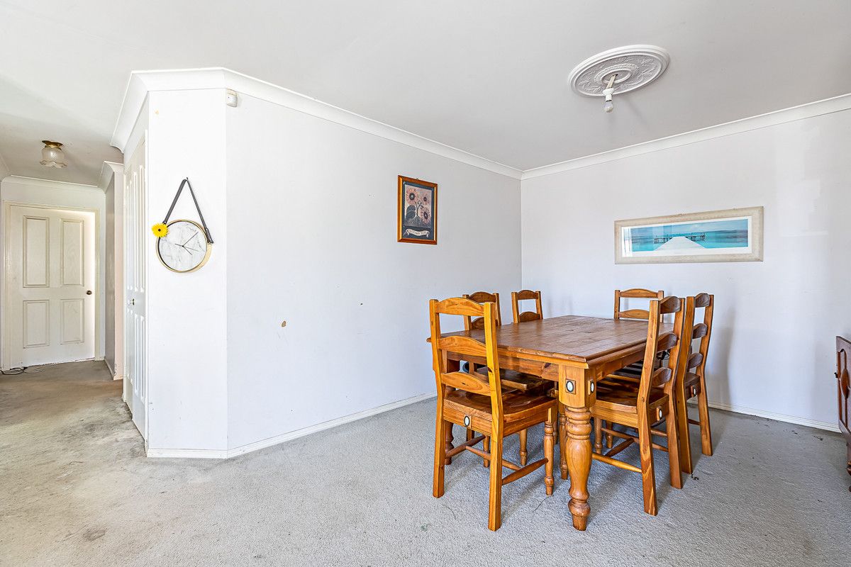 1/838 Macquarie Drive, Croudace Bay NSW 2280, Image 2