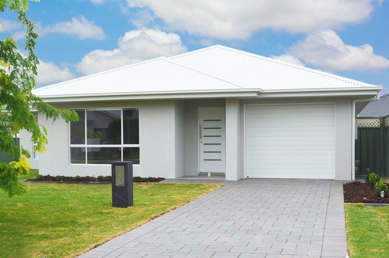 3 bedrooms House in 1B Arbory Close DUBBO NSW, 2830