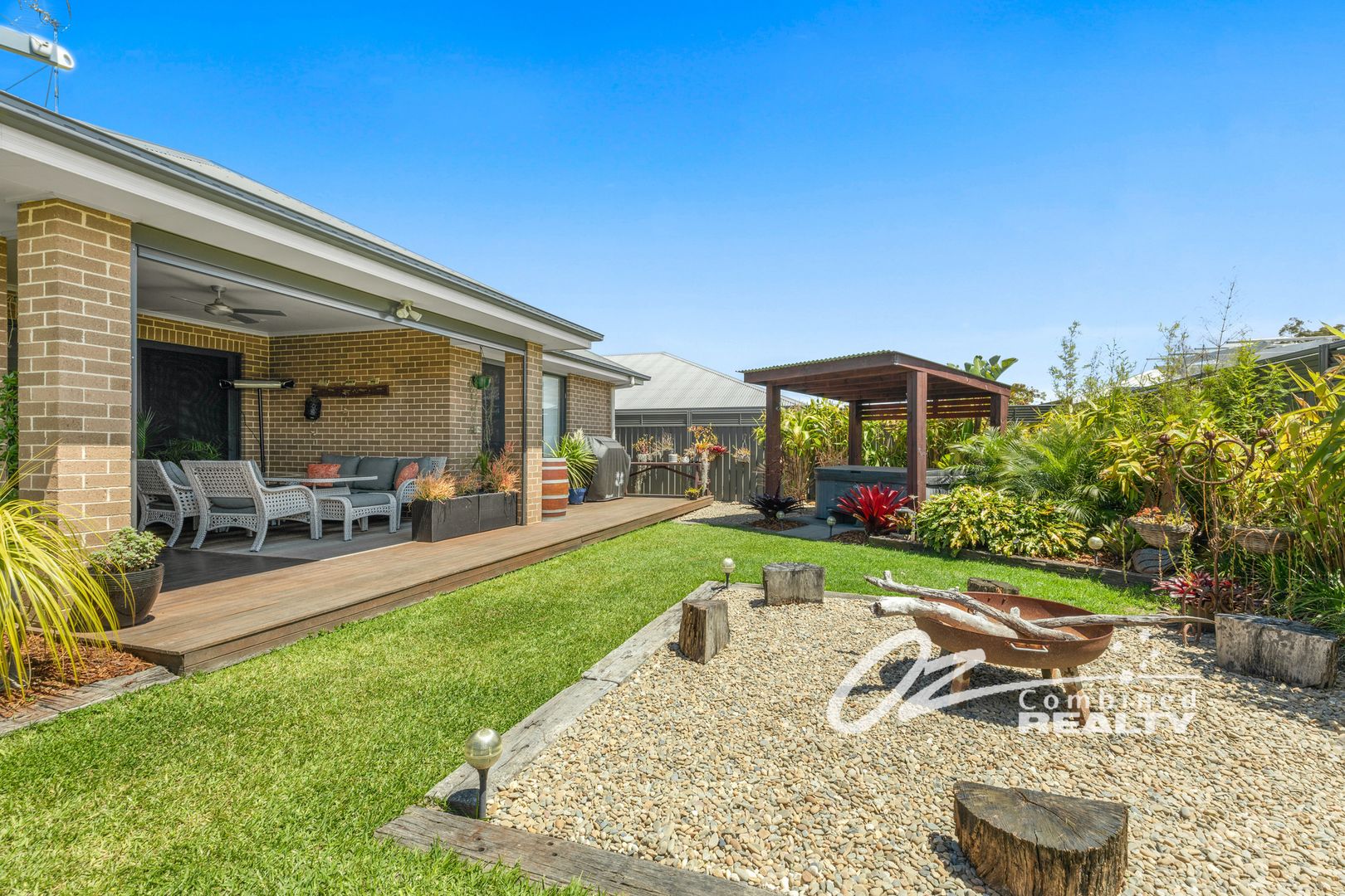 35 Summercloud Crescent, Vincentia NSW 2540, Image 2