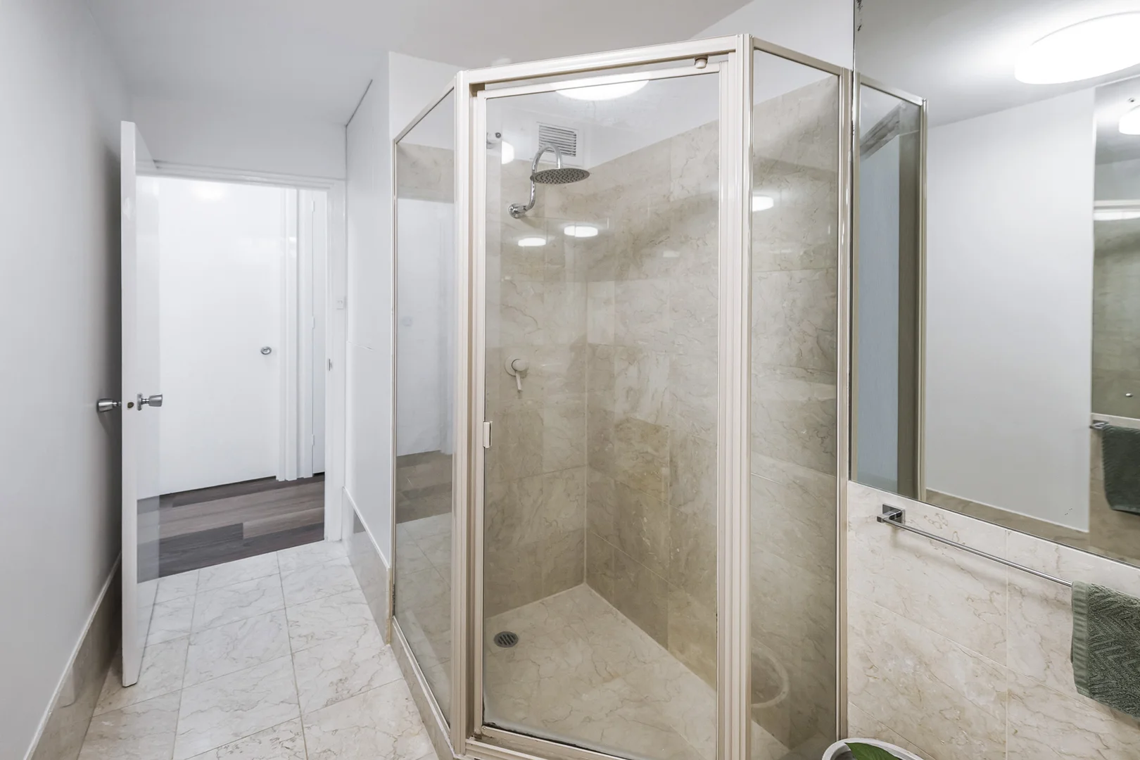 Additional image 9 of 8D/25 Victoria Avenue, Claremont WA 6010