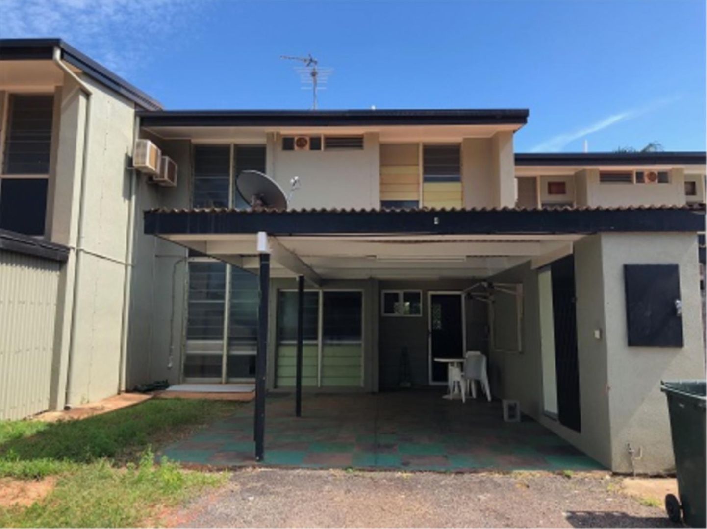 4/2 Clarke Close, Rocky Point QLD 4874