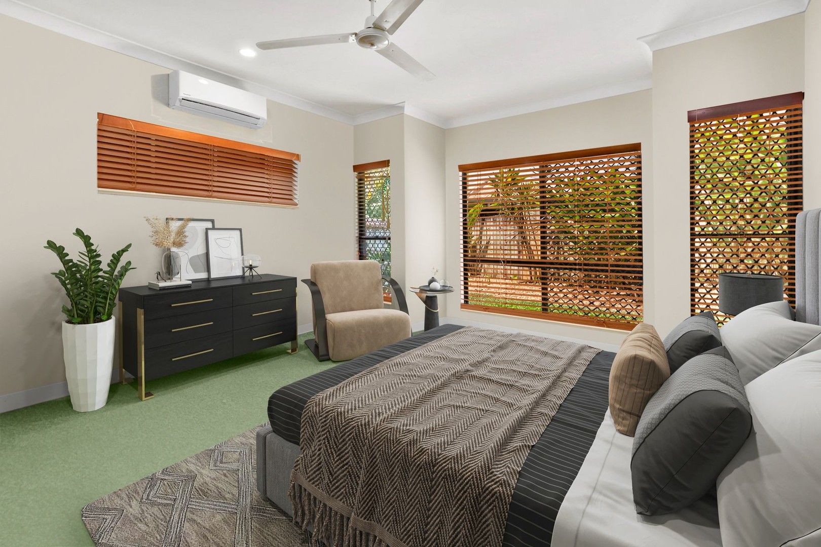 4 bedrooms House in 15 Mallicoola Crescent EDMONTON QLD, 4869