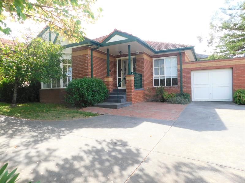 2/12 Thoresby Grove, Ivanhoe VIC 3079 House For Rent 550 Domain
